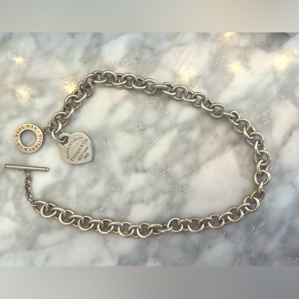 Return to Tiffany Heart Tag Toggle Necklace in silver